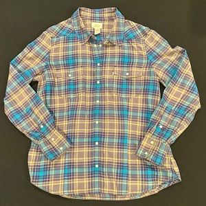 Levi’s Women’s Flannel Button Down